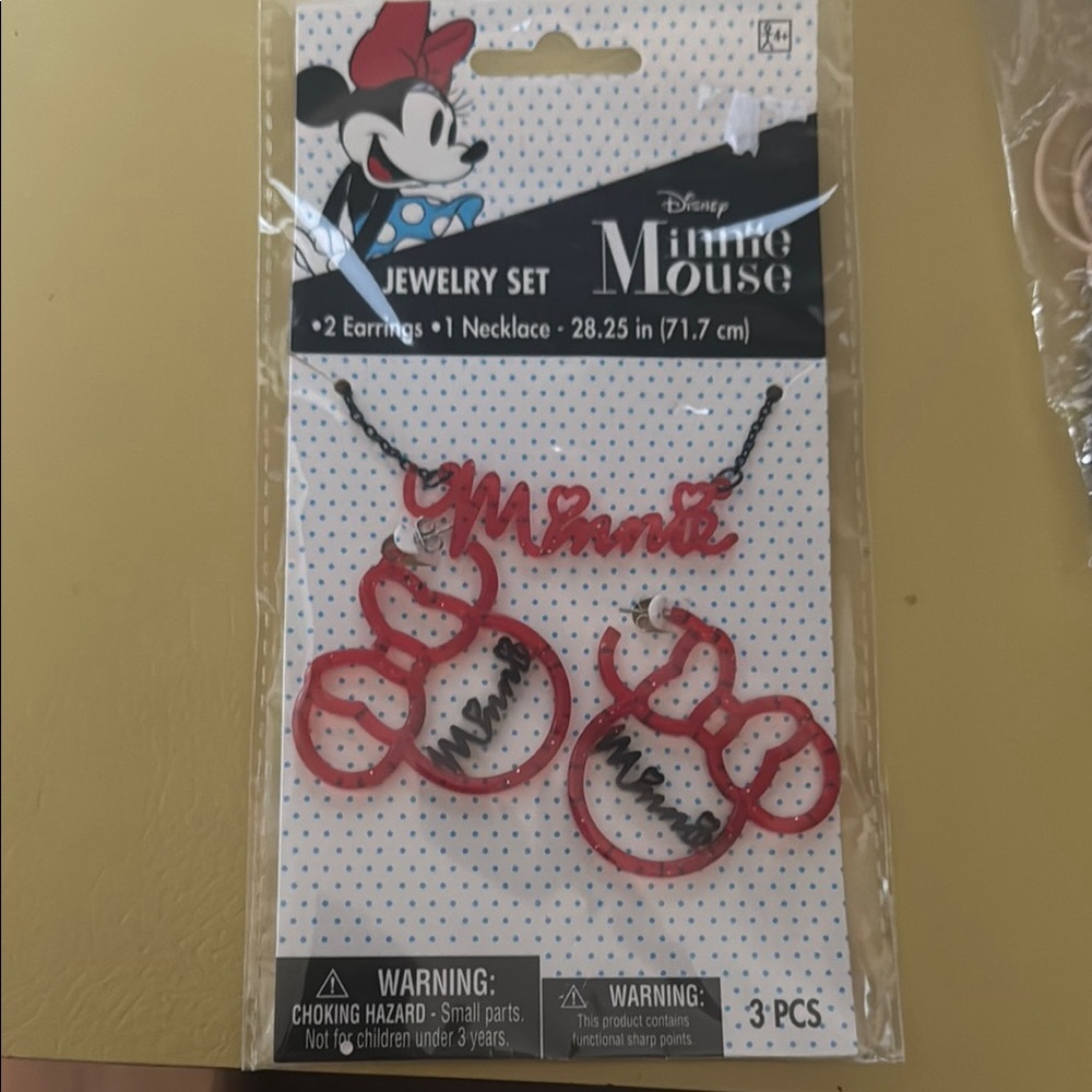 Disney Minnie Mouse Jewelry Set